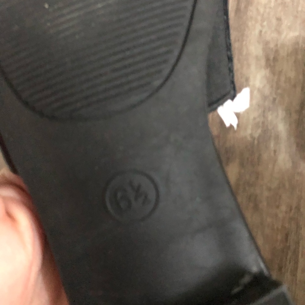 Target brand - Picture 2 of 2